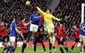 Senne Lammens giải quyết “sự hỗn loạn” trong khung thành