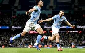 Man City chờ cú hích League Cup