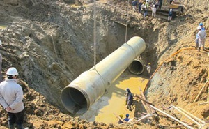 Đường ống nước sông Đà gặp sự cố thứ ba chỉ trong 1 tháng