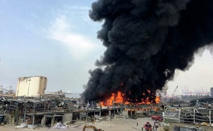 Hé lộ nguyên nhân bùng phát đám cháy ở cảng Beirut