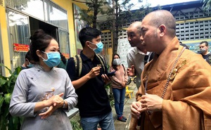 Từ vụ lộn xộn tro cốt ở chùa Kỳ Quang 2: Báo hiếu sao cho đúng?