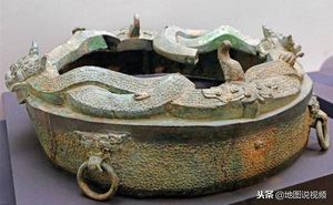 Nhặt được món đồ bỏ đi của kẻ trộm mộ, chuyên gia nhìn kỹ dòng chữ bên trên mới ngỡ ngàng: Không phải dạng vừa đâu!
