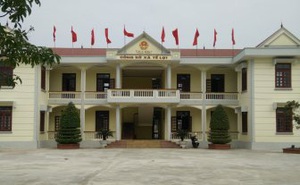 Cán bộ xã đánh bài tại công sở thừa nhận "chơi bài trong thời điểm dịch bệnh đang phức tạp là sai rồi"