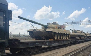 Trung Quốc đưa loạt xe tăng chiến đấu chủ lực Type-96 đến Nga dự thi Army Games 2021