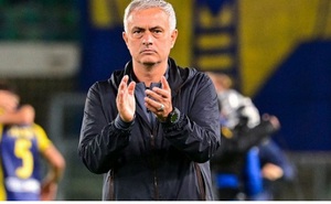Jose Mourinho nói gì sau thất bại đầu tiên ở Serie A mùa này?