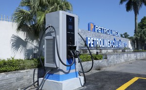 VinFast khai trương dịch vụ sạc xe điện tại hệ thống Petrolimex trên toàn quốc