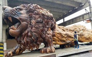 Tượng gỗ nguyên khối lớn nhất thế giới