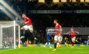 Casemiro sắm vai người hùng, Man United thoát hiểm trước Chelsea theo kịch bản nghẹt thở