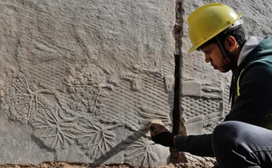 Khai quật những bức chạm khắc trên đá từ thời Đế chế Assyria cổ đại