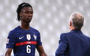 Sao trẻ ĐT Pháp bị CĐV nhà tấn công vì làm đồng đội mất World Cup