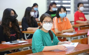 Thi tuyển lớp 10 ở Hà Nội: Phụ huynh lo lắng