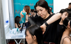 Chuyên gia người Nhật hướng dẫn cách búi tóc mùa hè đơn giản và chuẩn đẹp