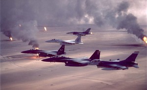 Đội đặc nhiệm Mỹ bị bao vây nguy ngập, tiêm kích F-15 lập tức giải cứu: Vô tiền khoáng hậu