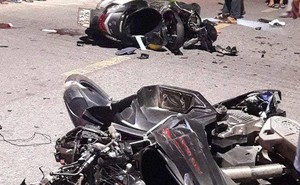 Hai xe máy đối đầu trong đêm, 4 người thương vong