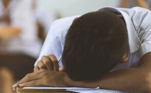 Thí sinh trường chuyên bị điểm 0 môn Tiếng Anh do ngủ quên: Nam sinh mong muốn điều gì?