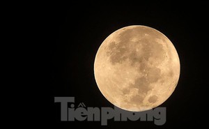 Ngắm trăng tròn 16 đẹp lung linh ở Hà Nội