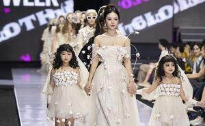 Mẫu nhí 6 tuổi xinh như búp bê sánh vai cùng diễn viên Quỳnh Kool, mở màn show diễn của NTK Thảo Nguyễn