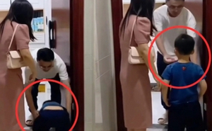 Mẹ bảo con trai quỳ khấu đầu cảm ơn ân nhân đã cứu mình suýt chết đuối, người đàn ông làm hành động khiến dân mạng khen hết lời