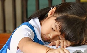 Kẻ thù lớn nhất của giáo dục gia đình là gì? 15 năm trước là tivi, sau đó đến game, còn bây giờ?