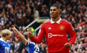 HLV Barcelona khen Man Utd mạnh hàng đầu châu Âu trước trận lượt về Cúp C2