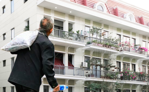 Lương hưu khoảng 20 triệu đồng/tháng, người đàn ông vẫn sống khổ cực vì 1 sai lầm: Dính líu tiền bạc, tình thân chẳng còn