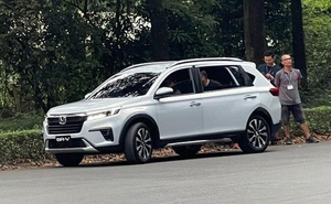 Honda BR-V lần đầu xuất hiện trên đường phố Việt Nam, ngày ra mắt đã đến rất gần