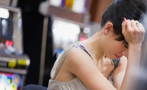 Phát hiện bản thân có vấn đề, chị tôi từ chối đám cưới và muốn chia tay