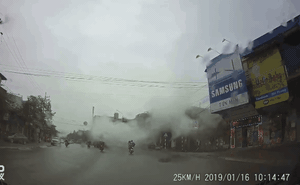 CLIP: Xe tải 'tung hỏa mù', tài xế đang lái xe ở Thái Nguyên mà ngỡ như trên đỉnh Fansipan