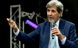 Cựu Ngoại trưởng Mỹ John Kerry kêu gọi Tổng thống Trump từ chức