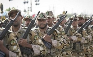 12.000 tân binh Iran diễn tập các chiến thuật tấn công mới