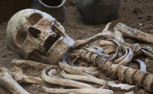 FBI phát hiện 2.000 xương người cổ tại Indiana (Mỹ)