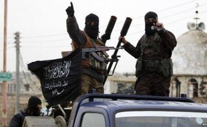 Chiến sự Syria: Phiến quân trỗi dậy tấn công sân bay Hama đáp trả “đòn thù” của Nga, Syria