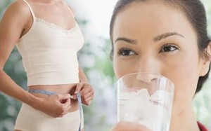 ‘Thời điểm vàng’ uống nước giúp giảm cân nhanh chóng, ‘thổi bay’ mỡ bụng hiệu quả