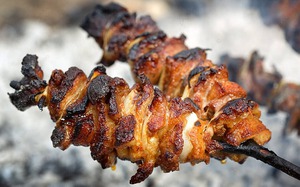 Bác sĩ Harvard “chỉ mặt điểm tên” 4 món dễ gây ung thư bậc nhất khi ăn thường xuyên: Nhiều gia đình Việt cực thích