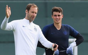 Chelsea bất ngờ ra hạ sách ở vị trí thủ môn