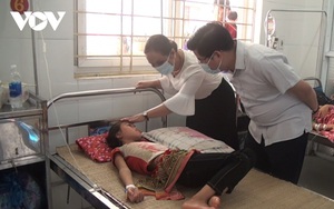 Vụ ngộ độc tập thể ở Lào Cai: Xét nghiệm thấy bạch cầu cao, nghi nhiễm khuẩn