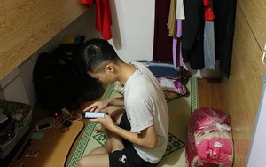 Khám phá cuộc sống khó tin nhưng có thật ở phòng trọ 'hộp diêm' 3m2 giữa lòng Hà Nội