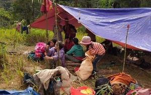 Nỗ lực đưa lương thực, thực phẩm vào tiếp tế người dân Phước Lộc