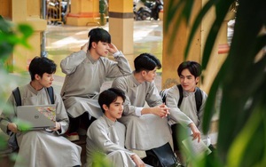 Dàn trai đẹp trường THPT Phan Đình Phùng mặc áo dài gây 'bão' mạng xã hội