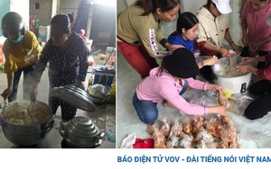 “Bỏ nhà” đi cứu nhau - tình người tỏa sáng trong mưa lũ miền Trung