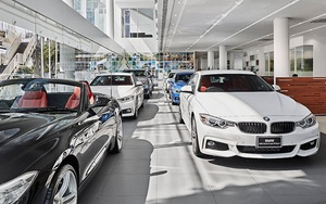 Loạt xe ô tô hạng sang nhập khẩu bất ngờ giảm giá tới gần 200 triệu dịp cuối năm