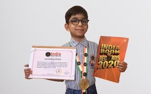 Cậu bé lớp 1 trở thành lập trình viên trẻ nhất thế giới
