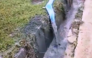 Lợi dụng mưa lũ, Nhà máy nhiệt điện Vũng Áng 1 bơm nước tro xỉ ra môi trường