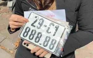 Danh tính gây ngỡ ngàng của người thực sự sở hữu xe SH biển ngũ quý 8 có giá tới 900 triệu đồng