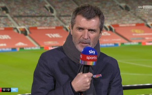Đội trưởng Man United bị Roy Keane mắng té tát vì dám thân mật với cầu thủ Man City