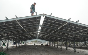 Kỳ lạ làm trang trại ‘điện mặt trời’ tại TT-Huế: Áp mái lên hàng loạt nhà... không mái