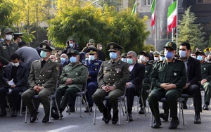 Quốc hội Iran vừa định tung "quân bài hạt nhân" trả đũa Israel: Ông Rouhani bất ngờ đưa ra quyết định lạ