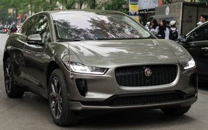 SUV chơi tiền tỷ Jaguar I-Pace đầu tiên về Việt Nam: Tăng tốc 0-100 km/h dưới 5 giây, có sạc nhanh như điện thoại