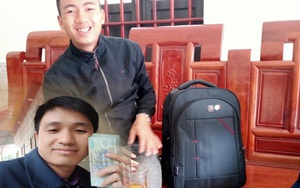 Nhặt được balo đầy tiền, cán bộ xã đăng lên facebook tìm người trả lại