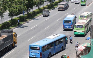 TP HCM "tắc" bãi đậu xe